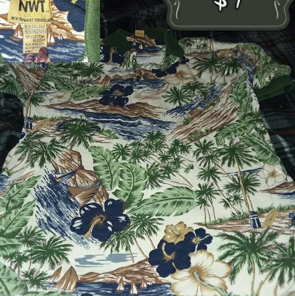 Clothes - Picture 3 of 4